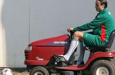 20081016_cd32f99b0c5ca64e4e12nc83CkOflVf9.jpg